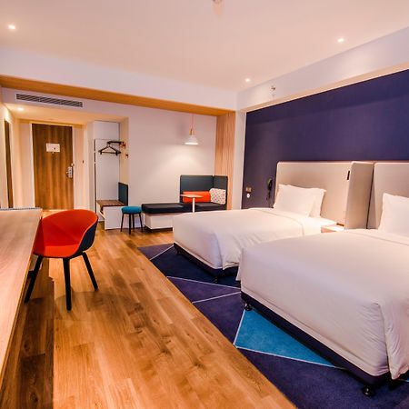 Holiday Inn Express Yinchuan Downtown By Ihg Exterior photo