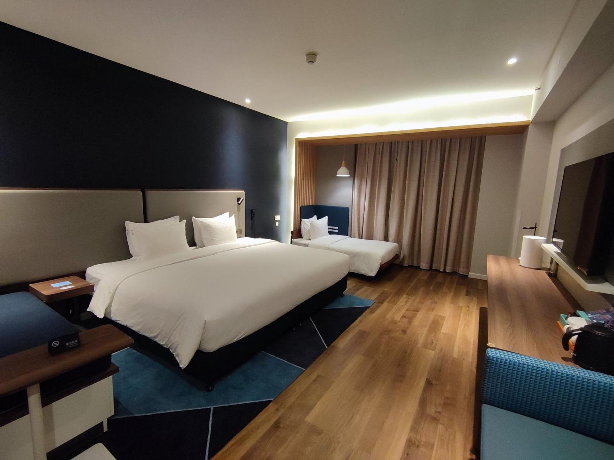 Holiday Inn Express Yinchuan Downtown By Ihg Exterior photo