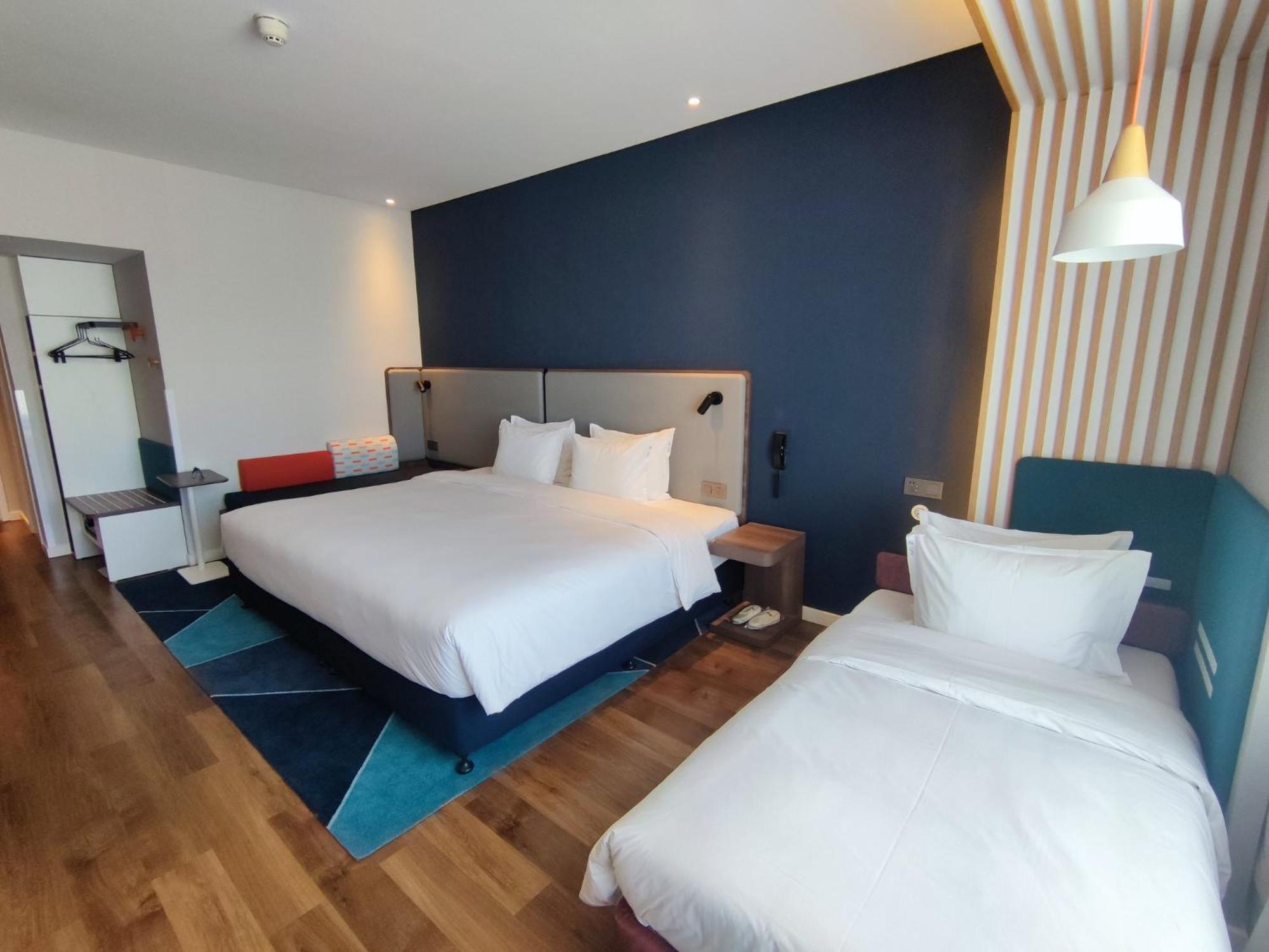 Holiday Inn Express Yinchuan Downtown By Ihg Exterior photo